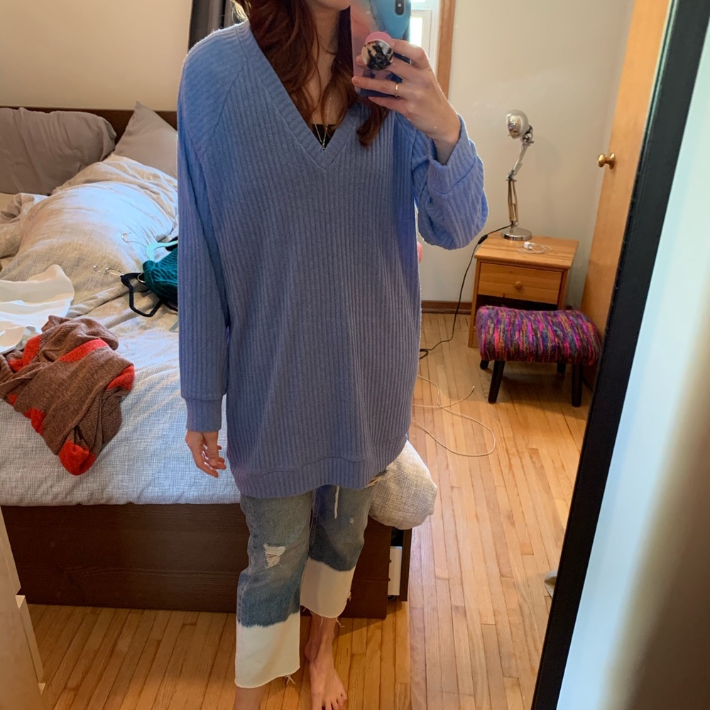 Wilfred free blue sweater